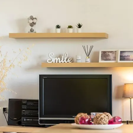 Serenity Cove, The Fox S Lair Hospitality Apartamento